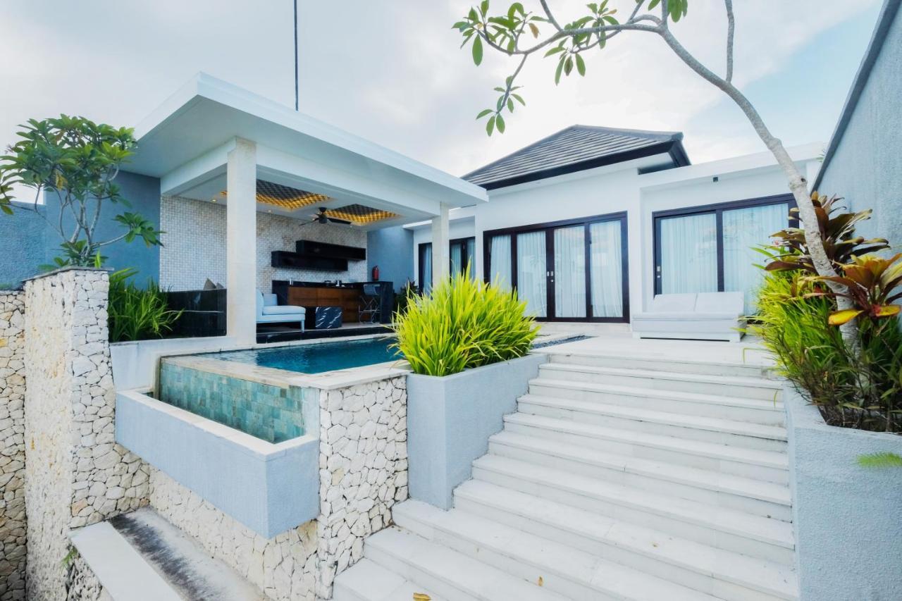 Prasana Villas By Arjani Resorts Uluwatu  Bagian luar foto