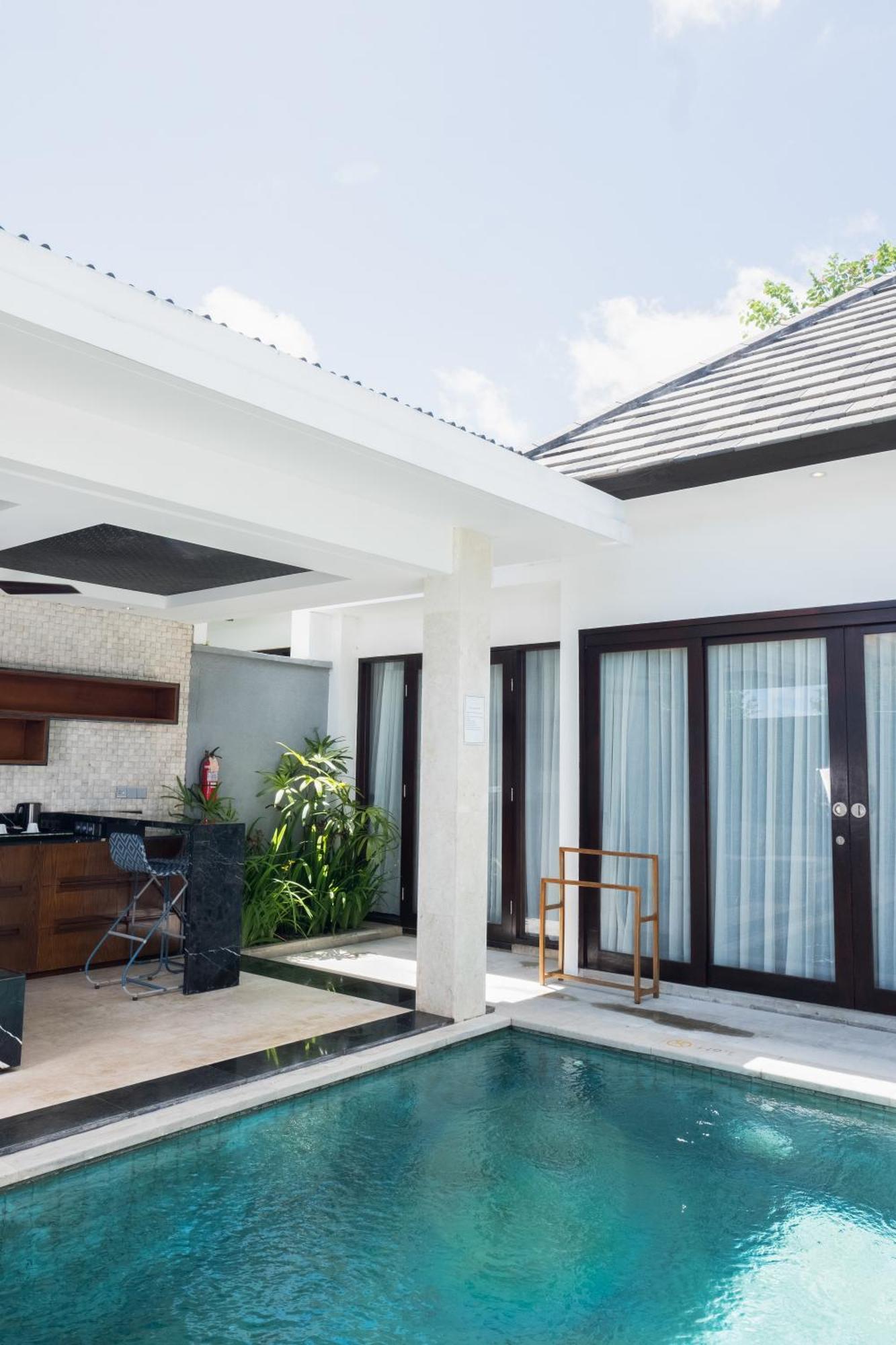 Prasana Villas By Arjani Resorts Uluwatu  Bagian luar foto